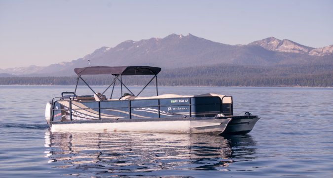 27_ Pontoon 27_ Pontoon